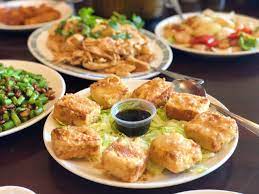 Chinatown plaza n broadway and w college st, los angeles, ca 90012 map. The Best Spots To Eat In Chinatown La Momofuku Peachy Keen