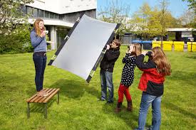 Das neue motorrad von karl?, diese lieder?, meine neue frisur? Multimedia Deutsches Studentenwerk