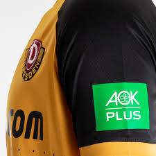 From classic and vintage to new and contemporary, they are all here. Dynamo Dresden 2020 21 Craft Home Shirt 20 21 Kits Football Shirt Blog