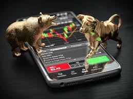 Analyst Identifies Undervalued Growth Potential in Micron and Sandisk