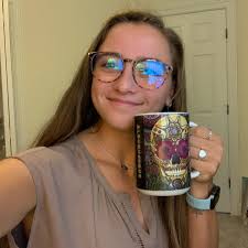 Dr. Alyssa Brooks, PT, DPT (@dralyssatravels) • Instagram photos and videos