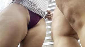 ESPIANDO MUJERES CULONAS EN PUBLICO EN VESTIDOR PUBLICO - XNXX.COM