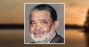 Michelle Stearns's Instagram, Twitter & Facebook