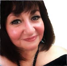 Gracie Nino's Instagram, Twitter & Facebook