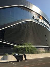 Sep 21, 2020 · allegiant stadium has a base capacity of 65,000 people but can expand to hold more than 70,000 for select events. Top 10 Recommendations For Allegiant Stadium Events After Venue Hosts First Full Capacity Event Saturday Lvsportsbiz