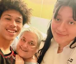 Bellevue Baptist Church added a...