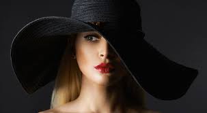 Η ιωαννα (δανάη σκιάδη), ένα αβοήθητο κορίτσι που θυμίζει στην μαρίνα όσα έχει περάσει. H Gynaika Par8enos Oroskopos Tv