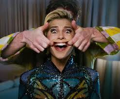 Seattle DJC.com local business news and data - News - At The Movies:  ‘Smile 2 nicely targets pop star fame with the terrific Naomi Scott