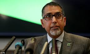 Taking the knee is football's newest battleground, what do the fans really  think now they are back?| All Football