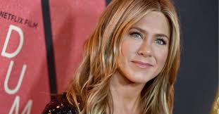 Jennifer aniston is an actress best known for her role as rachel green on friends. Is Jennifer Aniston Dating Anyone In 2020 She Hasn T Given Up On Love