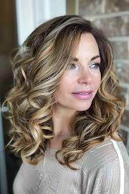 63 Gorgeously Curled Hairstyles You Have to See Before You Curl Your Hair