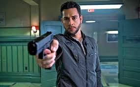 Louis rams, arizona cardinals and new york giants. Zachary Levi Set To Star In Biopic American Underdog The Kurt Warner Story Heyuguys