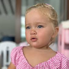 Mia Benavides Loaiza (@miabenavidesloaiza) • Instagram photos and videos