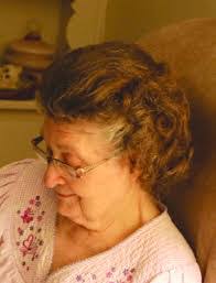 Cassie Bates's Instagram, Twitter & Facebook