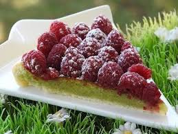Tarte Aux Framboises Sur Creme D Amande Et Pistache Thermomix Blog Cuisine Thermomix Avec Recettes Pour Le Tm5 Tm31 Tarte Framboise Pistache Tarte Aux Amandes