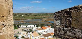 Castro marim this is one of the newest courses in portugal, having opened in 2000, in an area of the algarve that until recently had no golfing infrastructures at all. Entdecken Sie Algarve