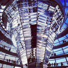 Bundestag sperrt kuppel für besucher. Berlin Bundestag Reichstag Kuppel Swag Cool Spiegel Mirror Fun Autumn Trip 2009 Friends Fun Skyscraper Landmarks Building