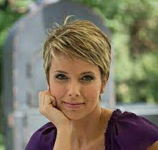 Frosted Short Hair Pixie Short Hair Styles Short Hair Styles Pixie Cute Hairstyles For Short Hair