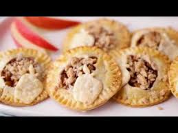 Heat oven to 425 degrees. Dutch Apple Pie Cookies Pillsbury Recipe Youtube