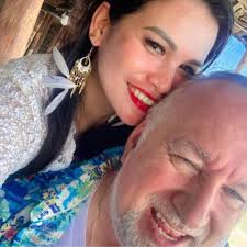 Another former mate now at peace and in a better place. Former mate Jon  Hale, a man of giant character and integrity and one of the many heroes of  Blackhawk Down, sadly