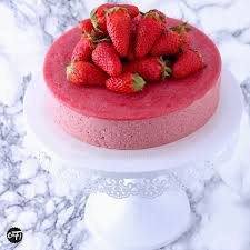 Le Bavarois Aux Fraises Bavarois Fraise Gateau Mousse Fraise Gateaux Et Desserts