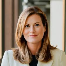 Jennifer Novak's Instagram, Twitter & Facebook