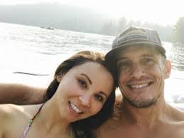 Robert Sprinkle's Instagram, Twitter & Facebook