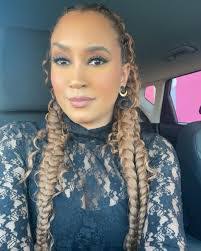 Monique Webber's Instagram, Twitter & Facebook