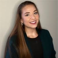 Audrey Searles's Instagram, Twitter & Facebook