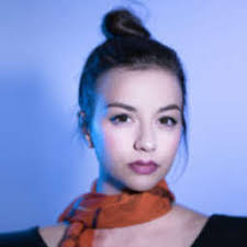 Alison Falk's Instagram, Twitter & Facebook