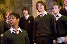 Zoe elizabeth sugg (lacock, 28 maart 1990) is een brits blogger, vlogger en auteur. Harry Potter Movies