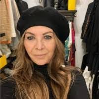 Lisa Briles's Instagram, Twitter & Facebook