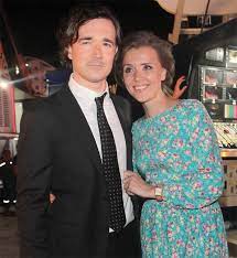 Особенные дети должны стать полноправными членами общества 15 декабря 2012, 17:00 ксения алферова и егор бероев. Egor Beroev I Kseniya Alferova My Oba Znaem Chto Nam Nelzya Teryat Drug Druga Dosug Womanhit Ru