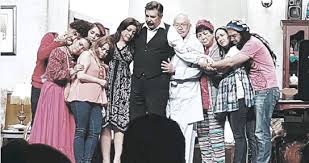 Actor, escritor, director de escena, productor y empresario ha sabido mantenerse en el gusto del público logrando una destacada trayectoria con más de 60 años de experiencia. Jorge Ortiz De Pinedo Se Saco La Loteria Pressreader