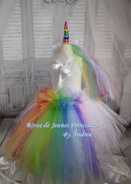 Deguisement Fille Costume De Licorne Blanche Et Multicolore Robe De Contes De Fee Pour Carnaval Anniversaire O Costume Licorne Deguisement Fille Deguisement
