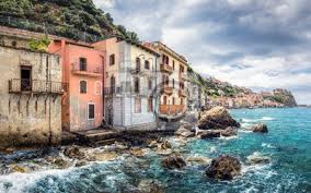 So sieht man auf einen blick, wo die hostels in scilla liegen. Fischerdorf Mit Verlassenen Hausern In Italien Scilla Kalabrien Fototapete Fototapeten Spitze Castellon Kalabrien Myloview De