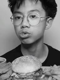 #nico #neletseat #fyp #viral #mukbang #edit #nicolasmukbang #foryou  #foryoupage