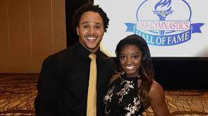 He's an awesome times two, biles said on today last week about her boyfriend of two years, who vaulted onto the world. Simone Biles Straightens Boyfriend Stacey Ervin S Hair Teen Vogue