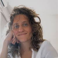 Julia Ferrer's Instagram, Twitter & Facebook