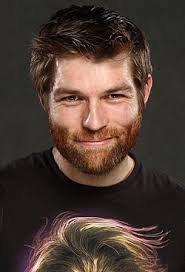Liam McIntyre