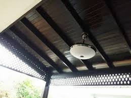Kedai ini juga mempunyai pelbagai barangan termasuk makanan ringan, peralatan mandian dan perkakasan rumah. Contoh Grill Rumah Web Iklan Percuma