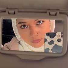 Mimi Ismail (mimiiismail)