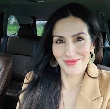 I assist in locating and reconnecting families with their loved ones who  are lost in Kensington, Philadelphia. These are some photos I captured of  individuals in Kensington