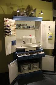 Pin Von Monik Montoya Auf Organizing Revolution Family Room Nahschrank Nahzimmer Organisation Wohnung Mobel