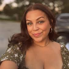 Where to donate clothes for free in the area?