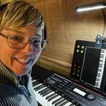 Jennifer Glaab's Instagram, Twitter & Facebook