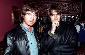 Liza ghorbani, holding little baby gemma, her child with rocker liam gallagher. Go Fuck Yourself Noel Gallagher Verbietet Bruder Liam Die Verwendung Der Gemeinsamen Oasis Songs