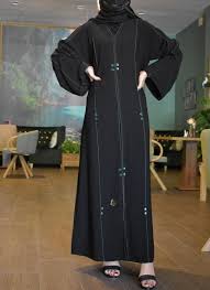 عباية قماش كريب بقيطان زيتي أزرار باللون الزيتي مع كم مربع high neck dress cold shoulder dress shoulder dress