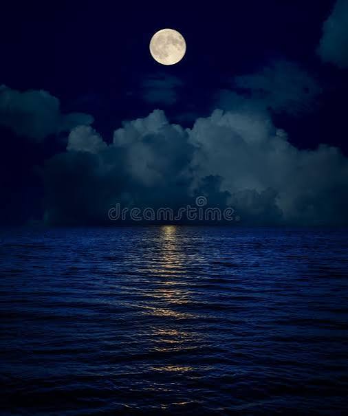 948 Full Blue Moon Over Water Reflection Stock Photos - Free & Royalty-Free  Stock Photos from Dreamstime