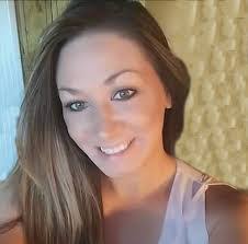 Marie Evans's Instagram, Twitter & Facebook